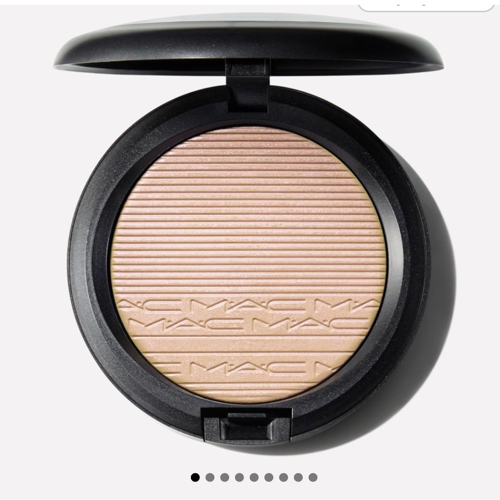 NIB Mac Double Gleam Extra Dimension Skinfinish
Liquid-Powder Highlighter - Picture 2 of 4